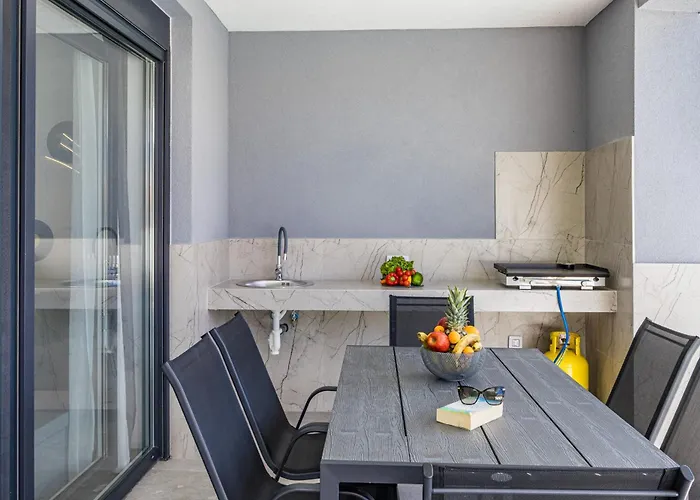 빌라 Modern Family With Private Pool - Mia & Teo Loborika