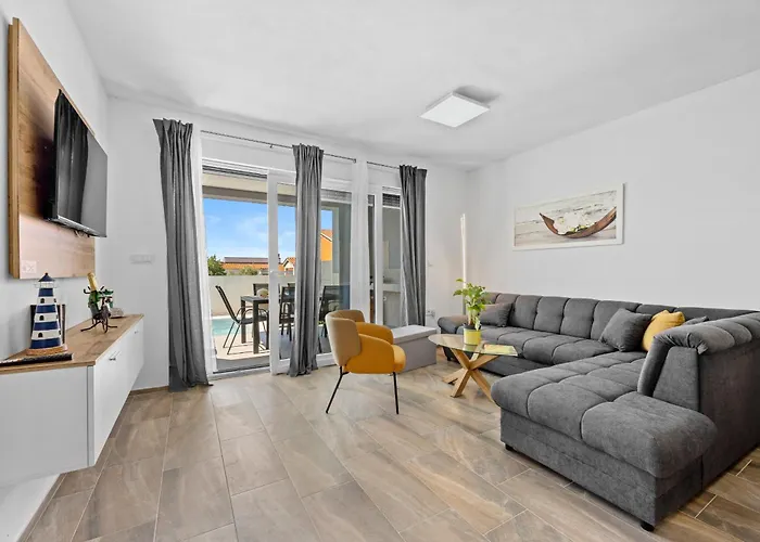 빌라 Modern Family With Private Pool - Mia & Teo Loborika