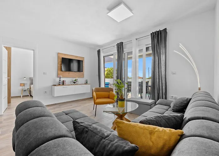 빌라 Modern Family With Private Pool - Mia & Teo *